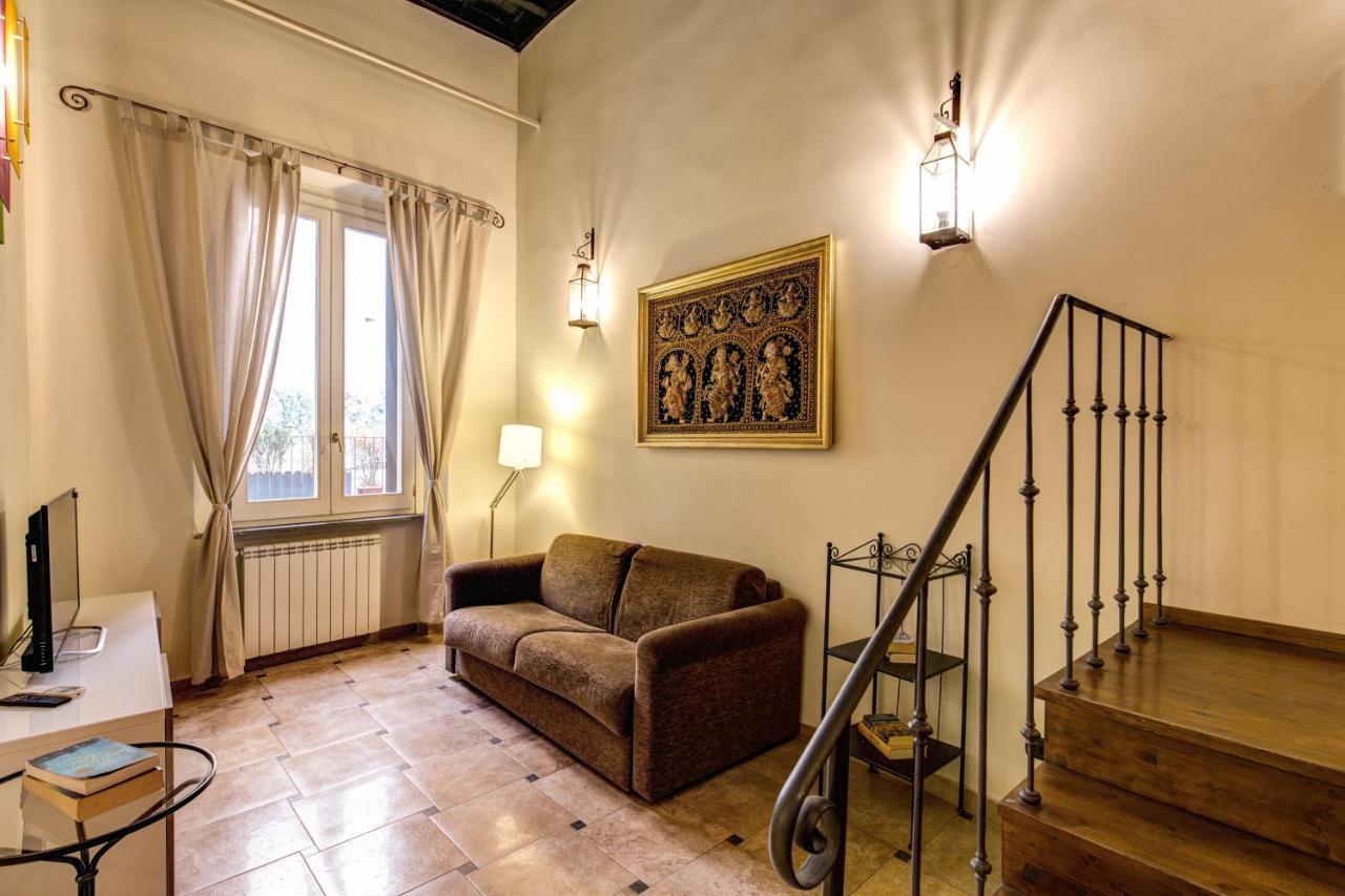 Cappellari Apartments - Campo De' Fiori ローマ エクステリア 写真