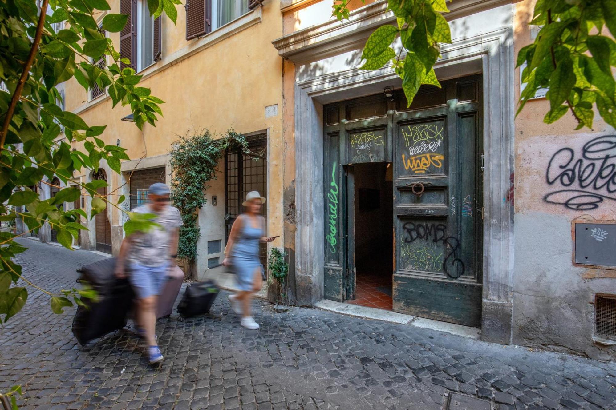 Cappellari Apartments - Campo De' Fiori ローマ エクステリア 写真